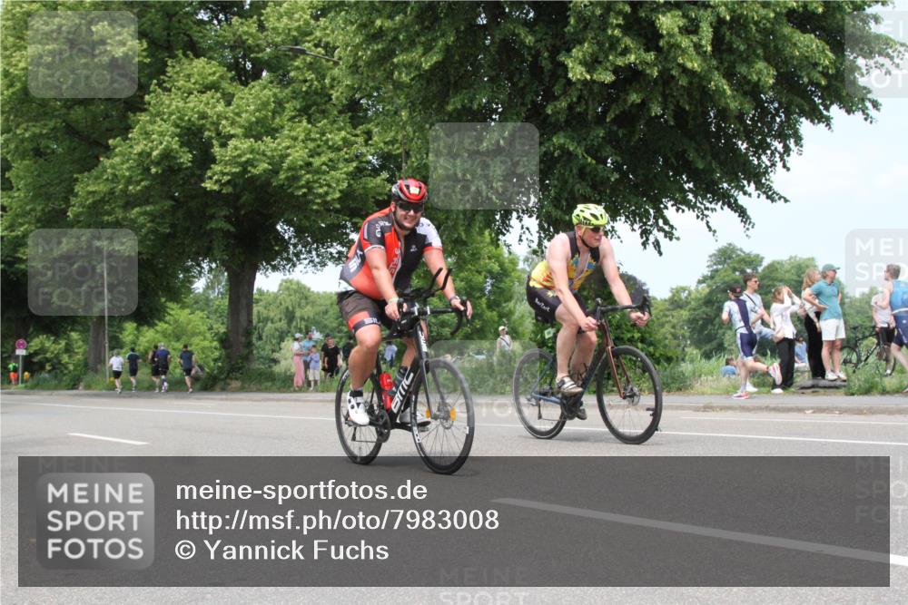 15.06.2025 - 7 Türme Triathlon Yannick Fuchs http://msf.ph/oto/7983008 15.06.2025 13:35:06 Radfahren  meine-sportfotos.de