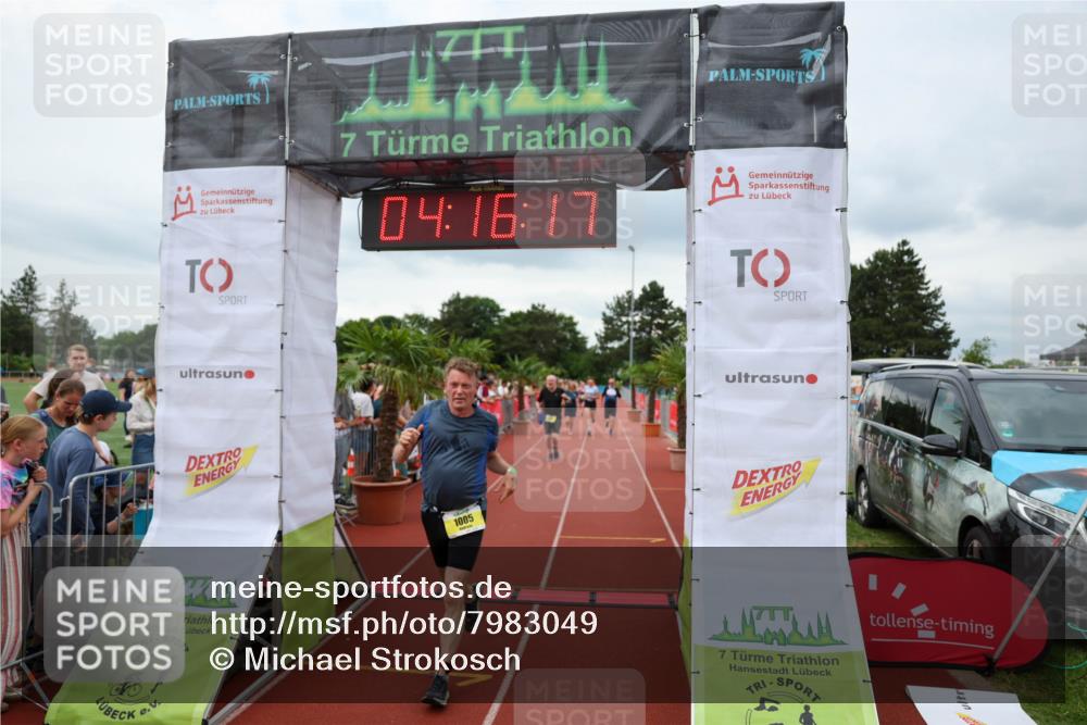 15.06.2025 - 7 Türme Triathlon Michael Strokosch http://msf.ph/oto/7983049 15.06.2025 14:16:17 Ziel 735, 834, 959, 1005 meine-sportfotos.de