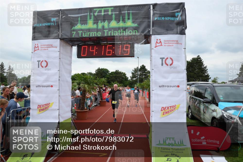 15.06.2025 - 7 Türme Triathlon Michael Strokosch http://msf.ph/oto/7983072 15.06.2025 14:16:19 Ziel 735, 834, 959, 1005 meine-sportfotos.de