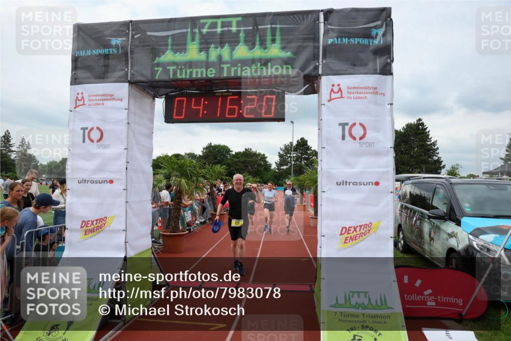 15.06.2025 - 7 Türme Triathlon Michael Strokosch http://msf.ph/oto/7983078 15.06.2025 14:16:19 Ziel 735, 834, 959, 1005 meine-sportfotos.de