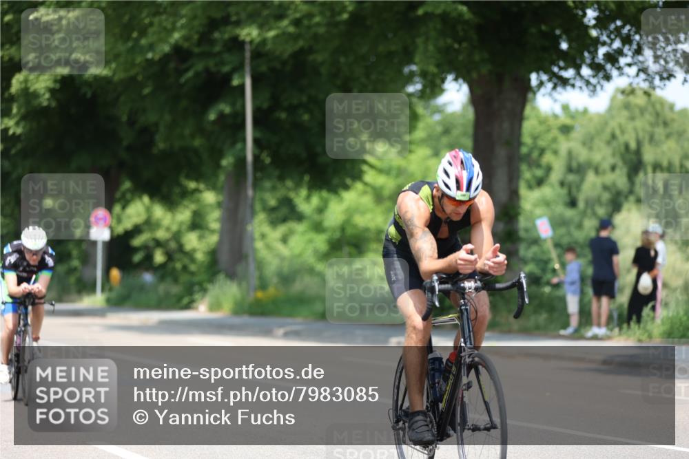 15.06.2025 - 7 Türme Triathlon Yannick Fuchs http://msf.ph/oto/7983085 15.06.2025 12:52:53 Radfahren 241, 631, 653 meine-sportfotos.de