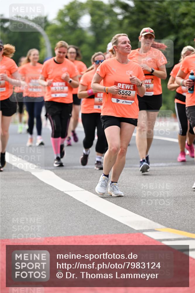 15.06.2025 - REWE Women's Run Dr. Thomas Lammeyer http://msf.ph/oto/7983124 15.06.2025 10:46:31 Laufen 5153, 54, 5552, 36 meine-sportfotos.de