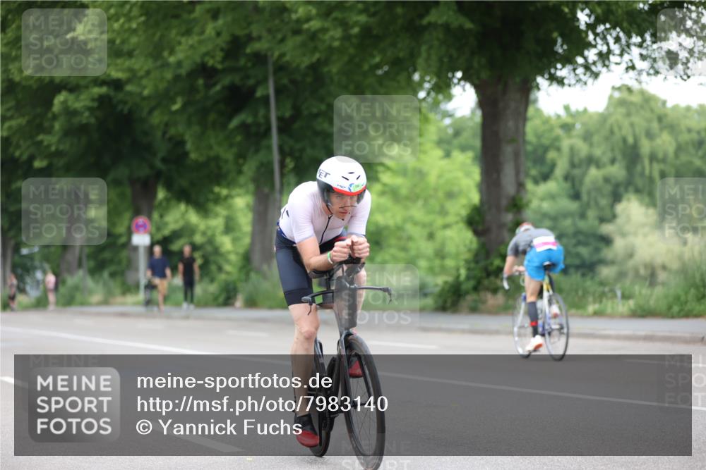 15.06.2025 - 7 Türme Triathlon Yannick Fuchs http://msf.ph/oto/7983140 15.06.2025 11:34:48 Radfahren 224, 250 meine-sportfotos.de