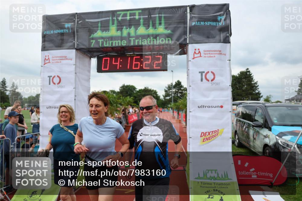 15.06.2025 - 7 Türme Triathlon Michael Strokosch http://msf.ph/oto/7983160 15.06.2025 14:16:22 Ziel 834, 959, 980, 1005 meine-sportfotos.de