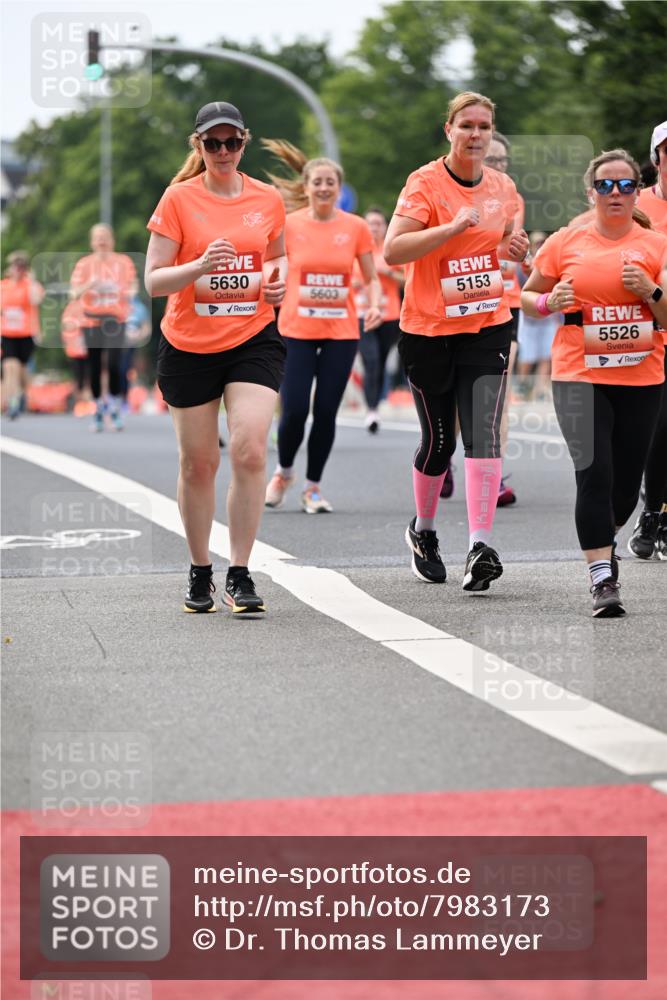 15.06.2025 - REWE Women's Run Dr. Thomas Lammeyer http://msf.ph/oto/7983173 15.06.2025 10:46:32 Laufen 5630, 5603, 5153, 5526 meine-sportfotos.de