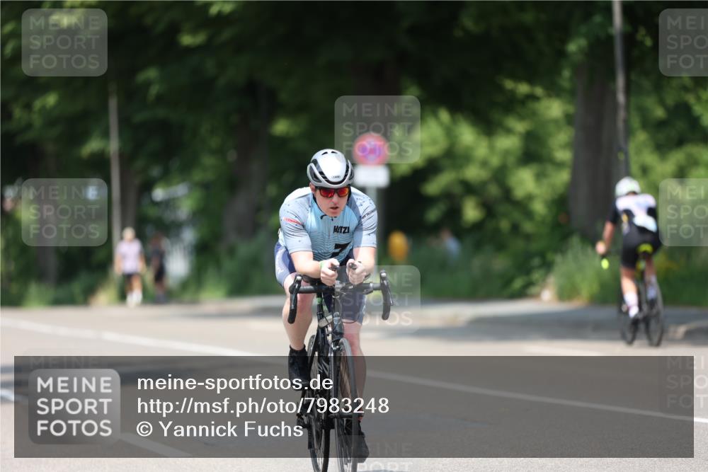 15.06.2025 - 7 Türme Triathlon Yannick Fuchs http://msf.ph/oto/7983248 15.06.2025 12:53:05 Radfahren 255, 265, 591, 608 meine-sportfotos.de