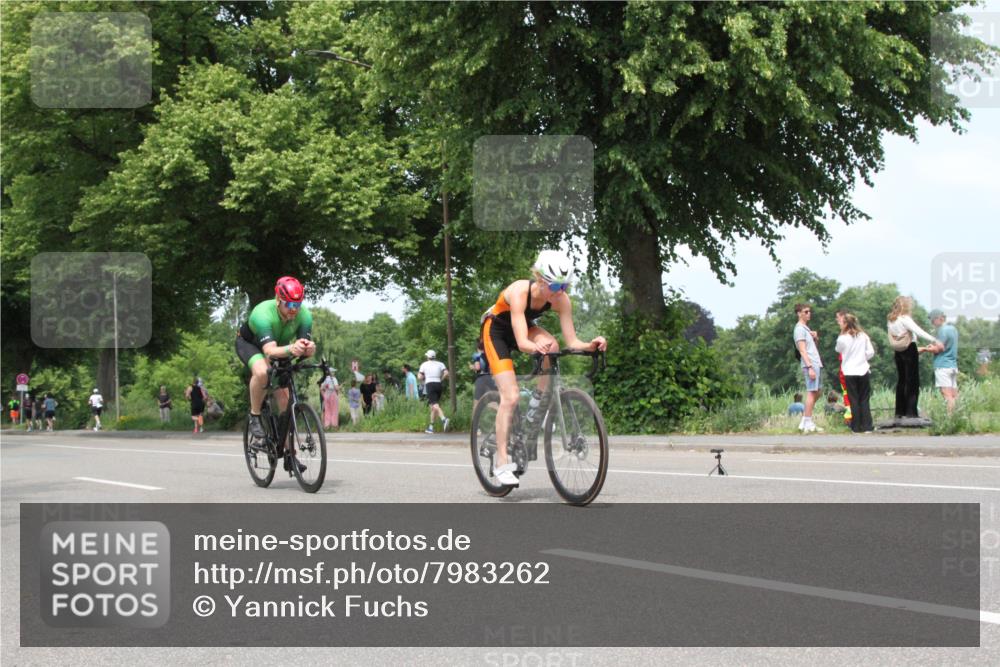15.06.2025 - 7 Türme Triathlon Yannick Fuchs http://msf.ph/oto/7983262 15.06.2025 13:36:32 Radfahren  meine-sportfotos.de