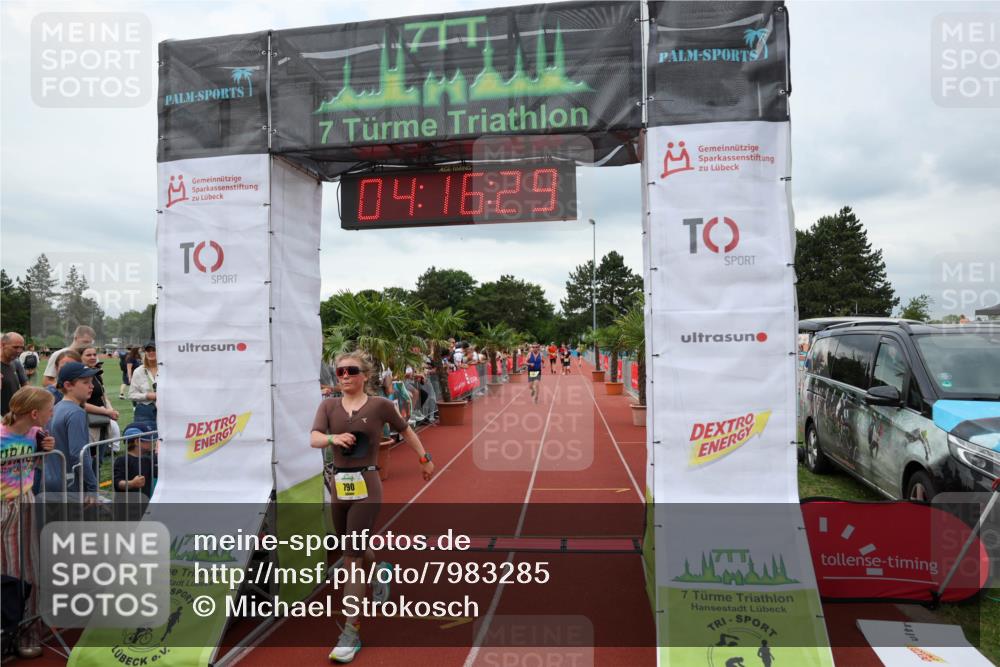 15.06.2025 - 7 Türme Triathlon Michael Strokosch http://msf.ph/oto/7983285 15.06.2025 14:16:29 Ziel 790, 980, 1065 meine-sportfotos.de