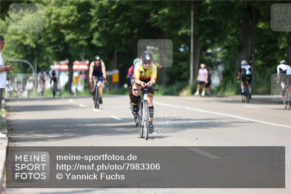 15.06.2025 - 7 Türme Triathlon Yannick Fuchs http://msf.ph/oto/7983306 15.06.2025 12:53:09 Radfahren 255, 265, 341, 470, 608 meine-sportfotos.de
