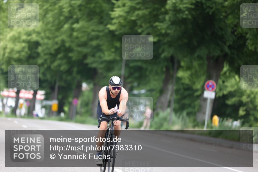 15.06.2025 - 7 Türme Triathlon Yannick Fuchs http://msf.ph/oto/7983310 15.06.2025 11:35:45 Radfahren 295, 297 meine-sportfotos.de