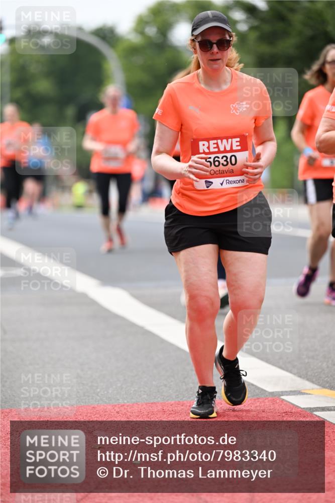 15.06.2025 - REWE Women's Run Dr. Thomas Lammeyer http://msf.ph/oto/7983340 15.06.2025 10:46:35 Laufen 5630 meine-sportfotos.de