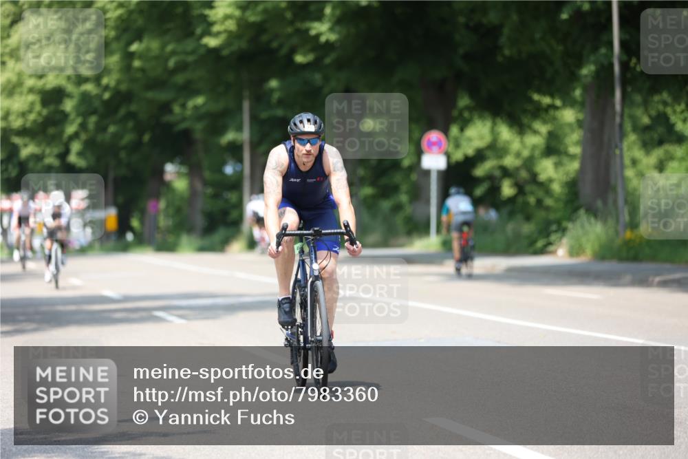 15.06.2025 - 7 Türme Triathlon Yannick Fuchs http://msf.ph/oto/7983360 15.06.2025 12:53:12 Radfahren 255, 265, 341, 470 meine-sportfotos.de