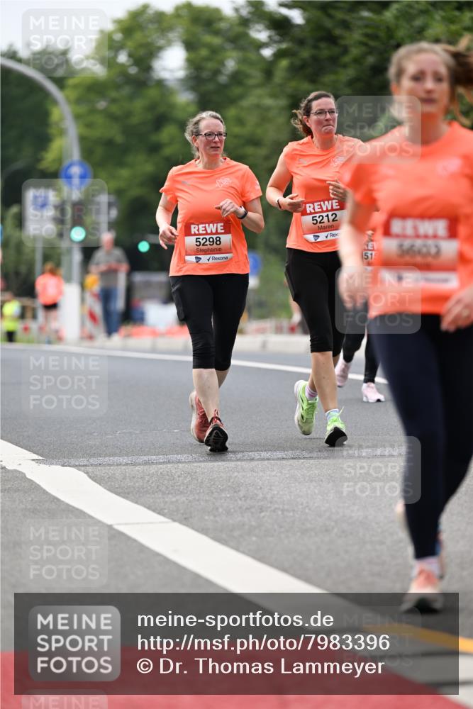 15.06.2025 - REWE Women's Run Dr. Thomas Lammeyer http://msf.ph/oto/7983396 15.06.2025 10:46:37 Laufen 12, 5298, 5212, 515, 5603 meine-sportfotos.de