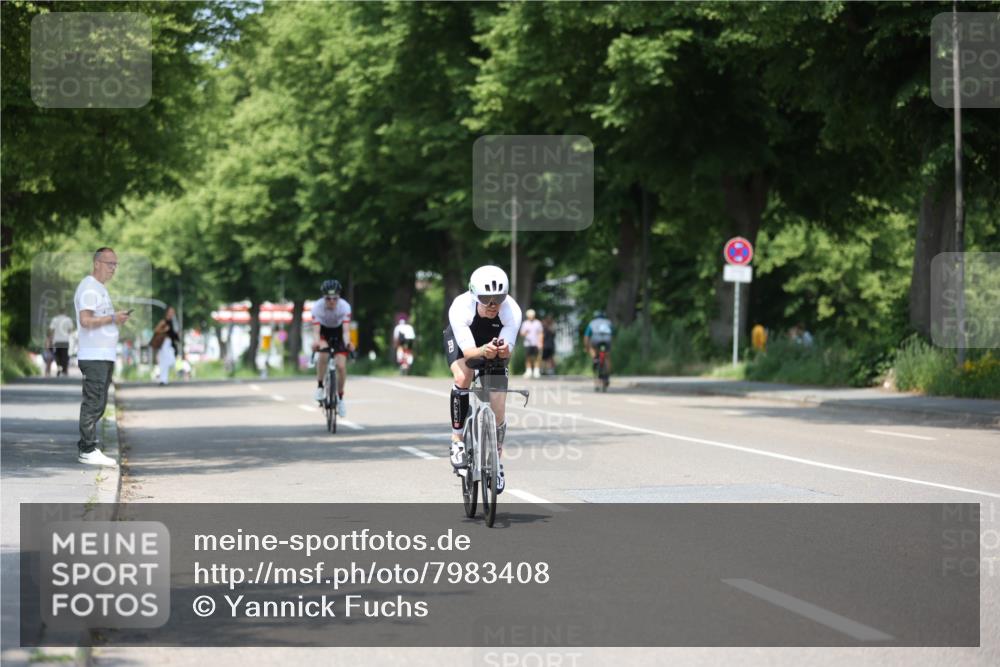 15.06.2025 - 7 Türme Triathlon Yannick Fuchs http://msf.ph/oto/7983408 15.06.2025 12:53:14 Radfahren 255, 265, 341, 470 meine-sportfotos.de