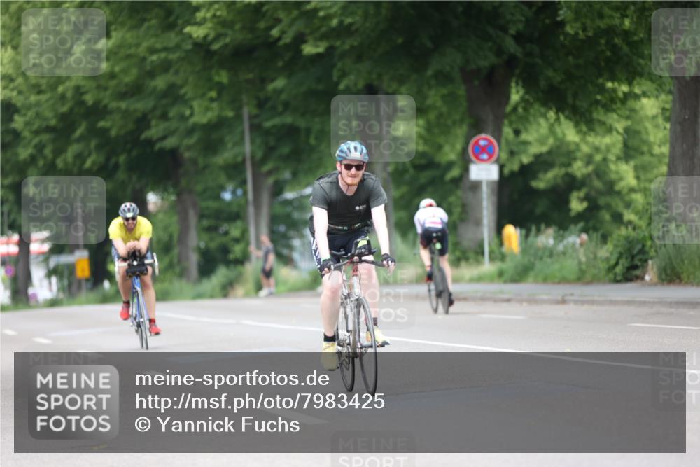 15.06.2025 - 7 Türme Triathlon Yannick Fuchs http://msf.ph/oto/7983425 15.06.2025 11:36:15 Radfahren 224, 304, 307 meine-sportfotos.de