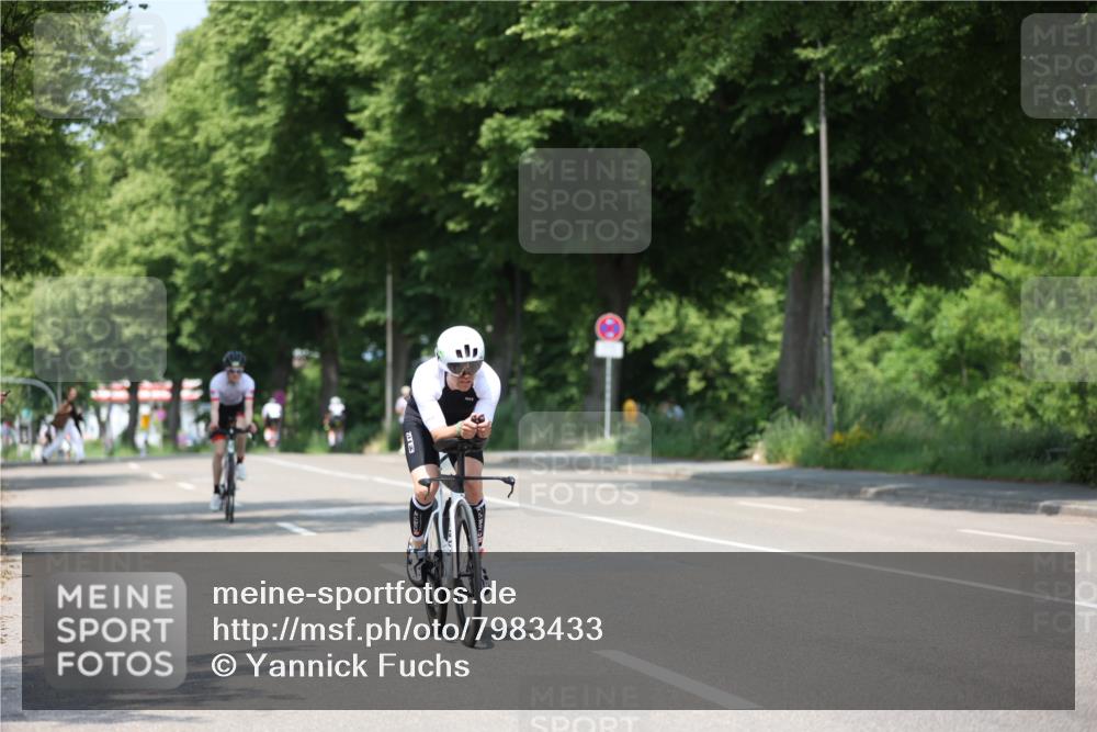15.06.2025 - 7 Türme Triathlon Yannick Fuchs http://msf.ph/oto/7983433 15.06.2025 12:53:14 Radfahren 255, 265, 341, 470 meine-sportfotos.de