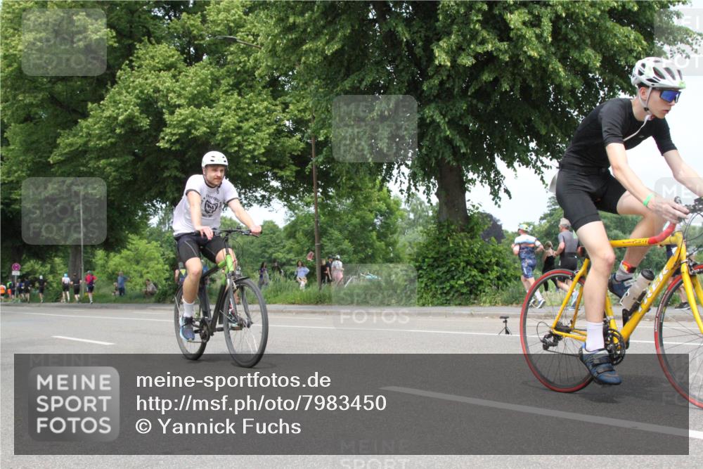 15.06.2025 - 7 Türme Triathlon Yannick Fuchs http://msf.ph/oto/7983450 15.06.2025 13:37:25 Radfahren  meine-sportfotos.de