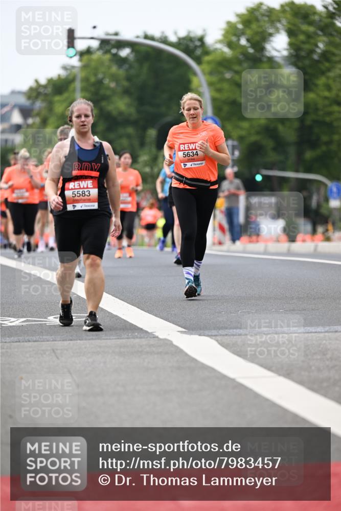 15.06.2025 - REWE Women's Run Dr. Thomas Lammeyer http://msf.ph/oto/7983457 15.06.2025 10:46:39 Laufen 5583, 5634 meine-sportfotos.de