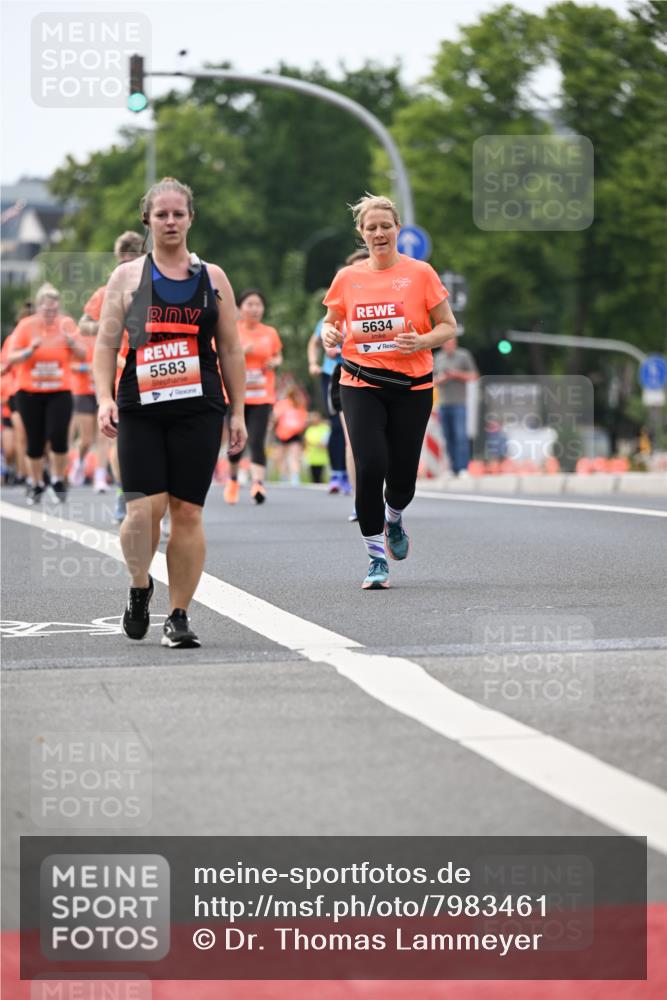 15.06.2025 - REWE Women's Run Dr. Thomas Lammeyer http://msf.ph/oto/7983461 15.06.2025 10:46:40 Laufen 5583, 5634 meine-sportfotos.de