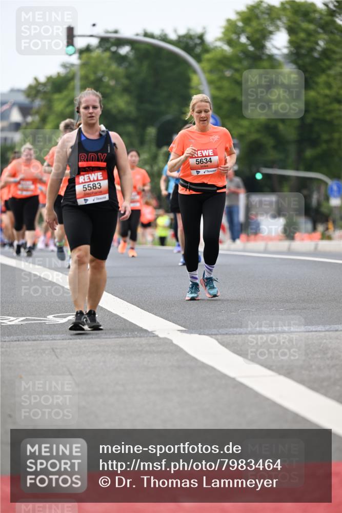 15.06.2025 - REWE Women's Run Dr. Thomas Lammeyer http://msf.ph/oto/7983464 15.06.2025 10:46:40 Laufen 5583, 5634 meine-sportfotos.de