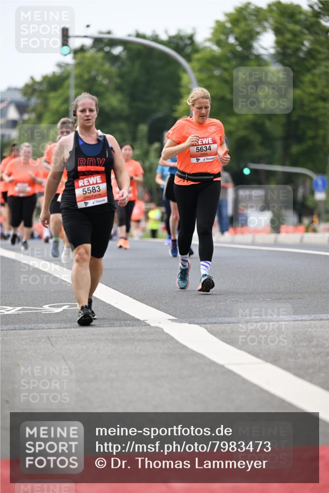 15.06.2025 - REWE Women's Run Dr. Thomas Lammeyer http://msf.ph/oto/7983473 15.06.2025 10:46:40 Laufen 5583, 5634 meine-sportfotos.de