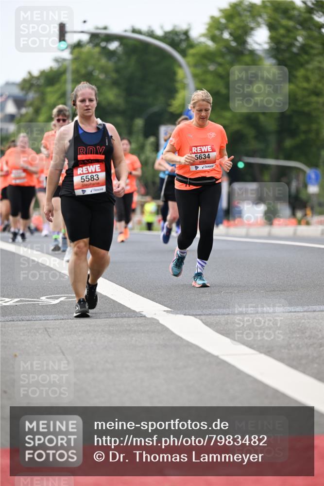 15.06.2025 - REWE Women's Run Dr. Thomas Lammeyer http://msf.ph/oto/7983482 15.06.2025 10:46:40 Laufen 2321, 5583, 5634 meine-sportfotos.de