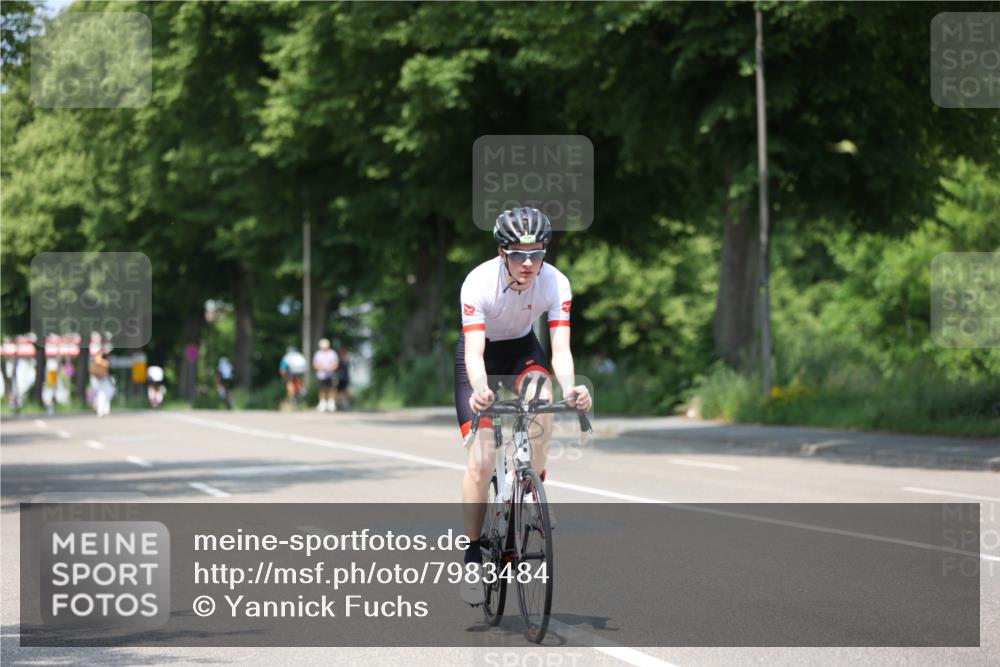 15.06.2025 - 7 Türme Triathlon Yannick Fuchs http://msf.ph/oto/7983484 15.06.2025 12:53:16 Radfahren 341, 470 meine-sportfotos.de