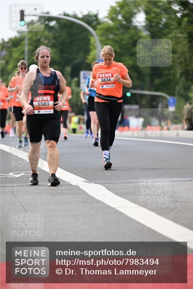 15.06.2025 - REWE Women's Run Dr. Thomas Lammeyer http://msf.ph/oto/7983494 15.06.2025 10:46:40 Laufen 5583, 5634 meine-sportfotos.de