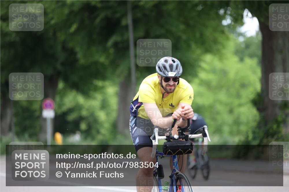 15.06.2025 - 7 Türme Triathlon Yannick Fuchs http://msf.ph/oto/7983504 15.06.2025 11:36:18 Radfahren 304, 307 meine-sportfotos.de