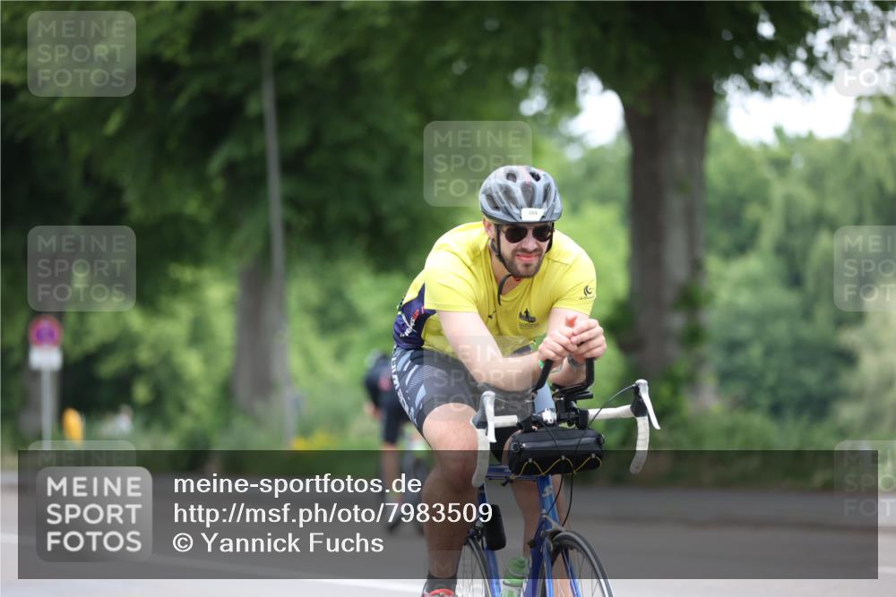 15.06.2025 - 7 Türme Triathlon Yannick Fuchs http://msf.ph/oto/7983509 15.06.2025 11:36:18 Radfahren 304, 307 meine-sportfotos.de