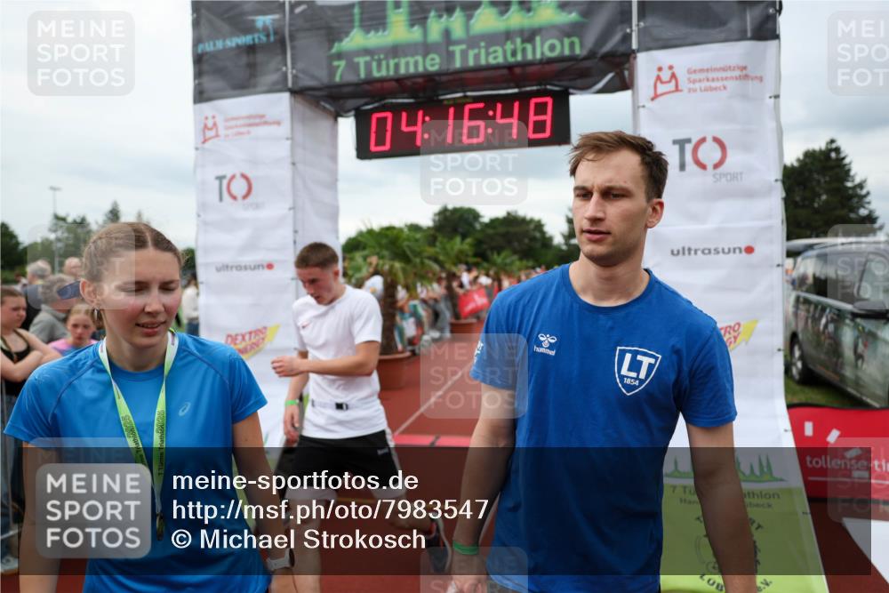15.06.2025 - 7 Türme Triathlon Michael Strokosch http://msf.ph/oto/7983547 15.06.2025 14:16:48 Ziel 997, 1096, 1135, 1168 meine-sportfotos.de