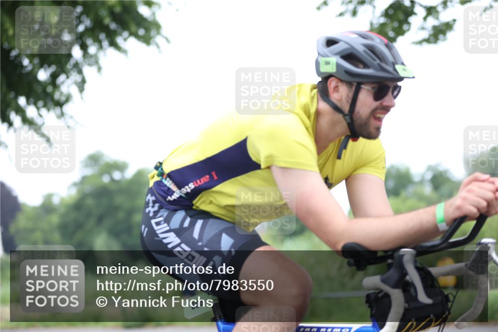 15.06.2025 - 7 Türme Triathlon Yannick Fuchs http://msf.ph/oto/7983550 15.06.2025 11:36:19 Radfahren 304, 307 meine-sportfotos.de