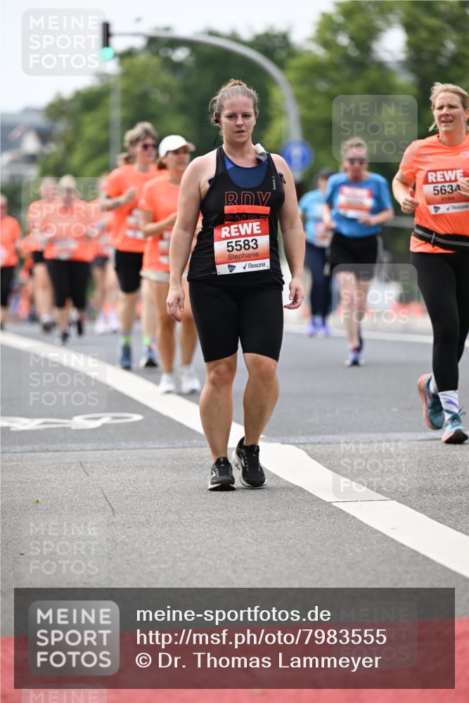 15.06.2025 - REWE Women's Run Dr. Thomas Lammeyer http://msf.ph/oto/7983555 15.06.2025 10:46:42 Laufen 5583, 5634 meine-sportfotos.de