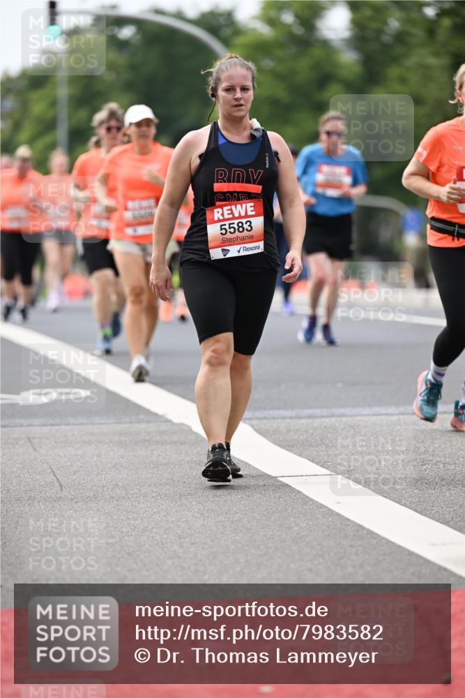 15.06.2025 - REWE Women's Run Dr. Thomas Lammeyer http://msf.ph/oto/7983582 15.06.2025 10:46:42 Laufen 5583 meine-sportfotos.de