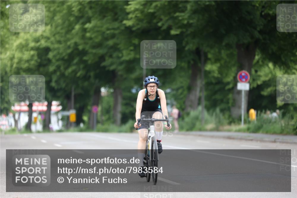 15.06.2025 - 7 Türme Triathlon Yannick Fuchs http://msf.ph/oto/7983584 15.06.2025 11:37:09 Radfahren 251, 295 meine-sportfotos.de