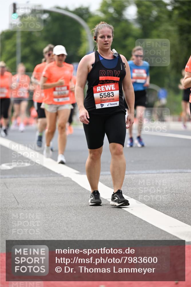 15.06.2025 - REWE Women's Run Dr. Thomas Lammeyer http://msf.ph/oto/7983600 15.06.2025 10:46:43 Laufen 5583 meine-sportfotos.de