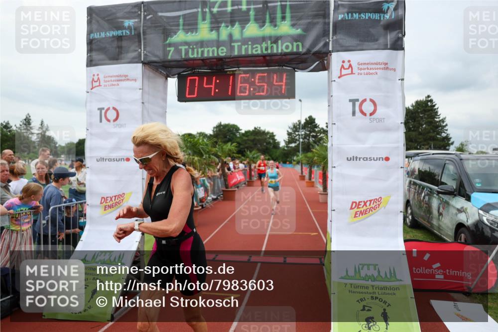 15.06.2025 - 7 Türme Triathlon Michael Strokosch http://msf.ph/oto/7983603 15.06.2025 14:16:54 Ziel 580, 788, 997, 1096, 1176 meine-sportfotos.de