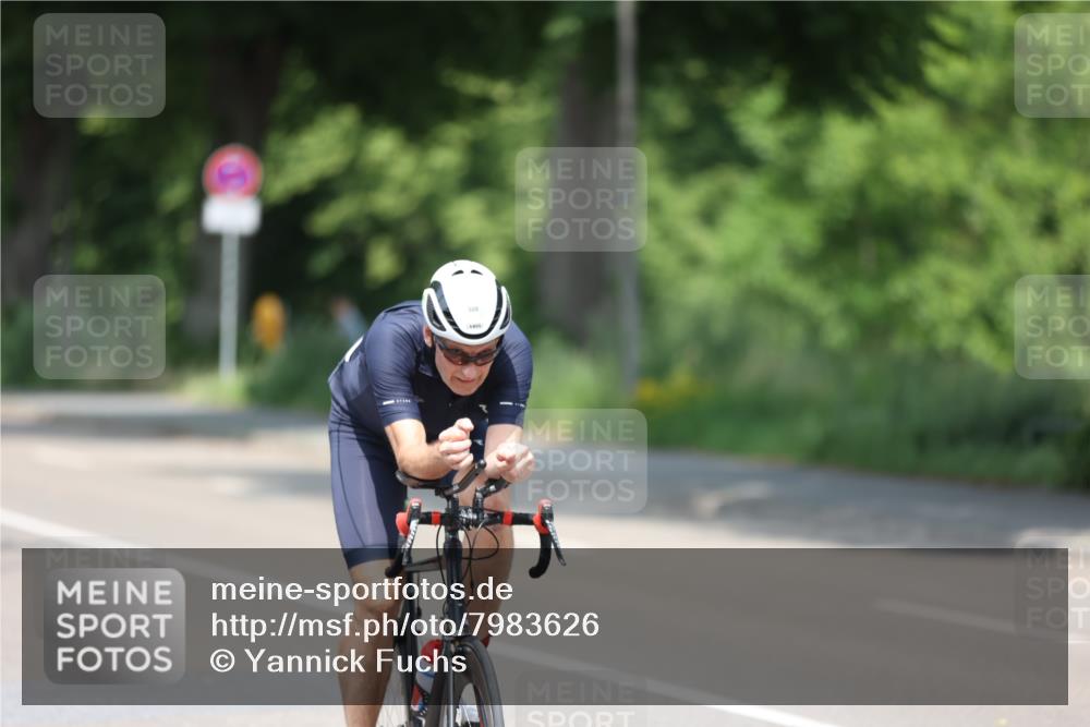 15.06.2025 - 7 Türme Triathlon Yannick Fuchs http://msf.ph/oto/7983626 15.06.2025 12:53:36 Radfahren 309, 580, 634 meine-sportfotos.de