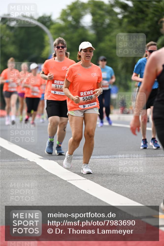15.06.2025 - REWE Women's Run Dr. Thomas Lammeyer http://msf.ph/oto/7983690 15.06.2025 10:46:45 Laufen 5131, 5509 meine-sportfotos.de