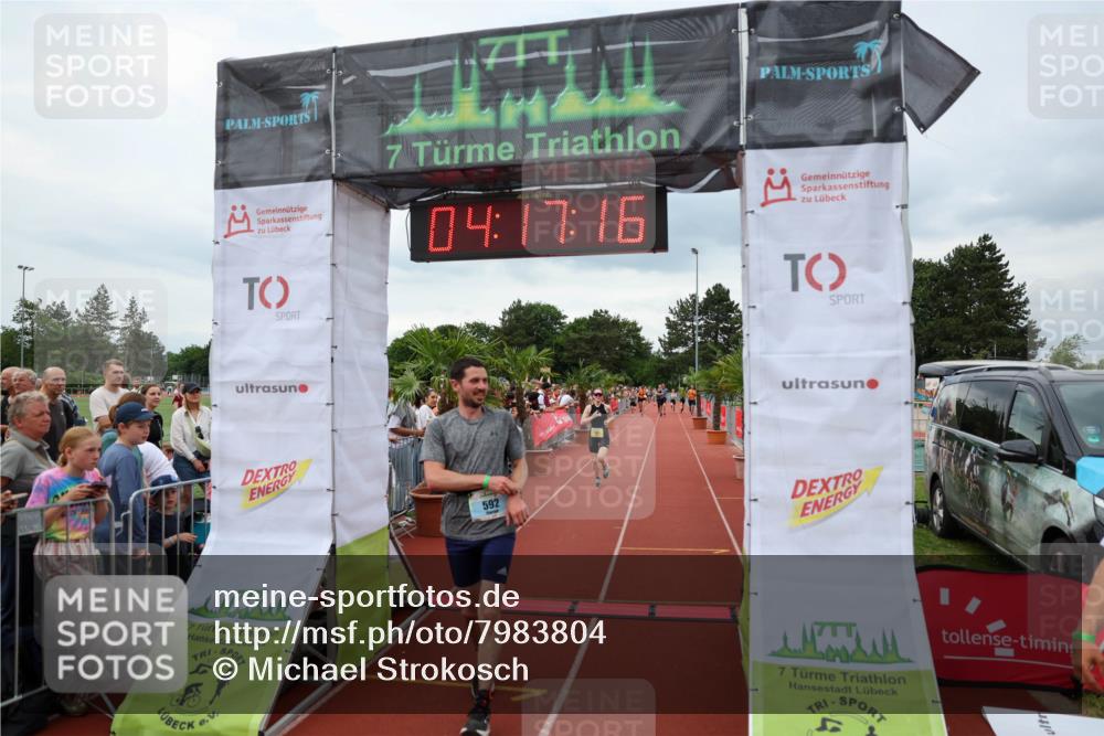 15.06.2025 - 7 Türme Triathlon Michael Strokosch http://msf.ph/oto/7983804 15.06.2025 14:17:16 Ziel 592, 751 meine-sportfotos.de