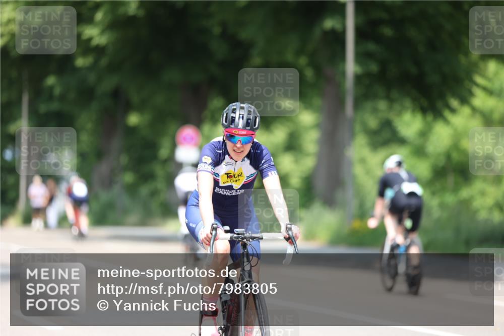 15.06.2025 - 7 Türme Triathlon Yannick Fuchs http://msf.ph/oto/7983805 15.06.2025 12:53:59 Radfahren 302, 400, 559, 594 meine-sportfotos.de