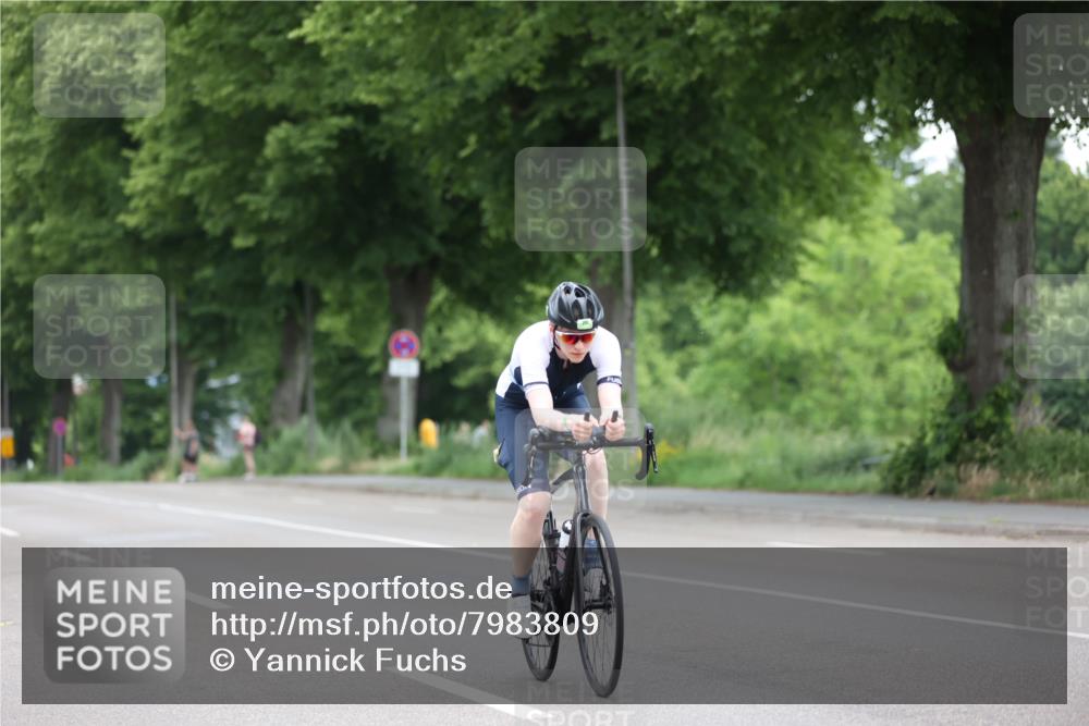15.06.2025 - 7 Türme Triathlon Yannick Fuchs http://msf.ph/oto/7983809 15.06.2025 11:37:37 Radfahren 201 meine-sportfotos.de