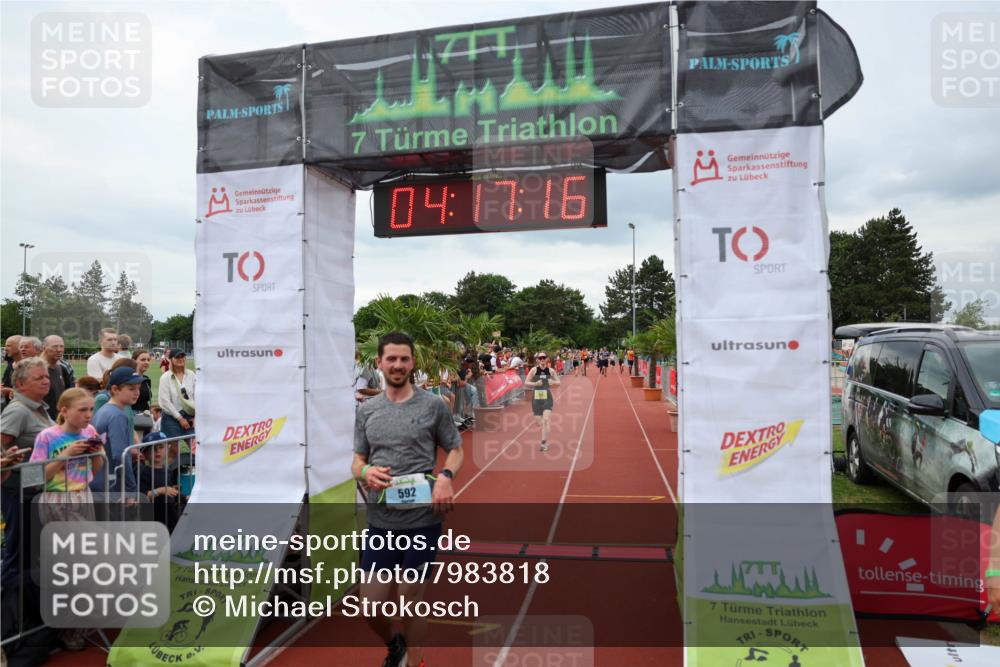 15.06.2025 - 7 Türme Triathlon Michael Strokosch http://msf.ph/oto/7983818 15.06.2025 14:17:16 Ziel 592, 751 meine-sportfotos.de
