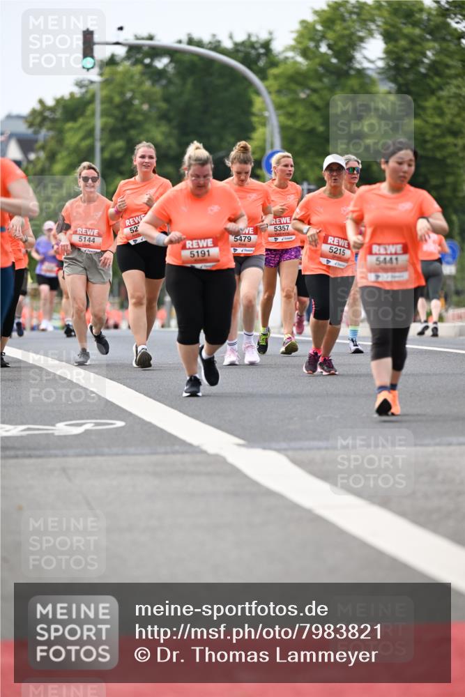 15.06.2025 - REWE Women's Run Dr. Thomas Lammeyer http://msf.ph/oto/7983821 15.06.2025 10:46:48 Laufen 5144, 52, 5357, 5479, 5191, 5215, 5441 meine-sportfotos.de