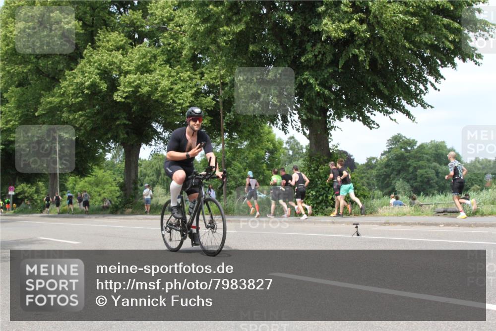 15.06.2025 - 7 Türme Triathlon Yannick Fuchs http://msf.ph/oto/7983827 15.06.2025 13:39:25 Radfahren  meine-sportfotos.de