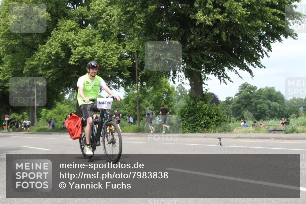 15.06.2025 - 7 Türme Triathlon Yannick Fuchs http://msf.ph/oto/7983838 15.06.2025 13:39:28 Radfahren  meine-sportfotos.de