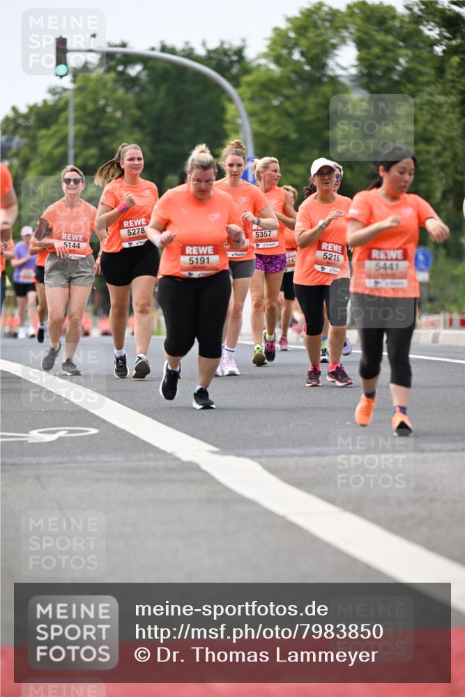 15.06.2025 - REWE Women's Run Dr. Thomas Lammeyer http://msf.ph/oto/7983850 15.06.2025 10:46:48 Laufen 5144, 5278, 5191, 5357, 147, 5215, 5441 meine-sportfotos.de