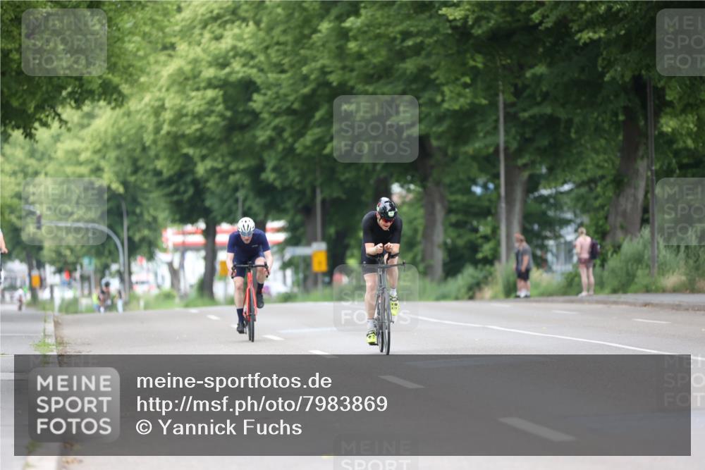 15.06.2025 - 7 Türme Triathlon Yannick Fuchs http://msf.ph/oto/7983869 15.06.2025 11:37:48 Radfahren 200 meine-sportfotos.de