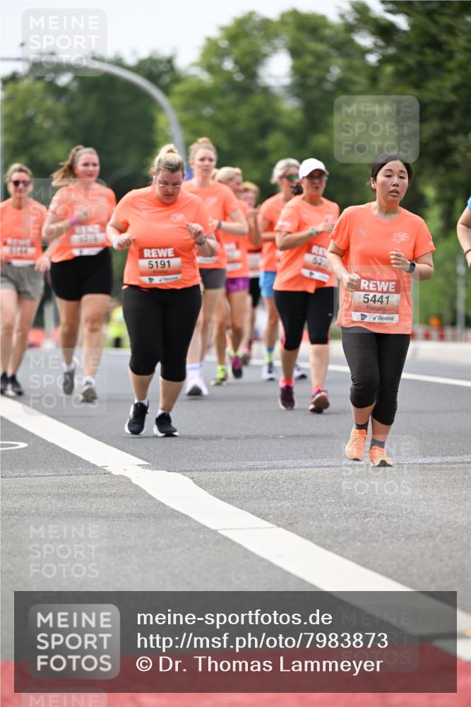 15.06.2025 - REWE Women's Run Dr. Thomas Lammeyer http://msf.ph/oto/7983873 15.06.2025 10:46:49 Laufen 6978, 5191, 5441 meine-sportfotos.de