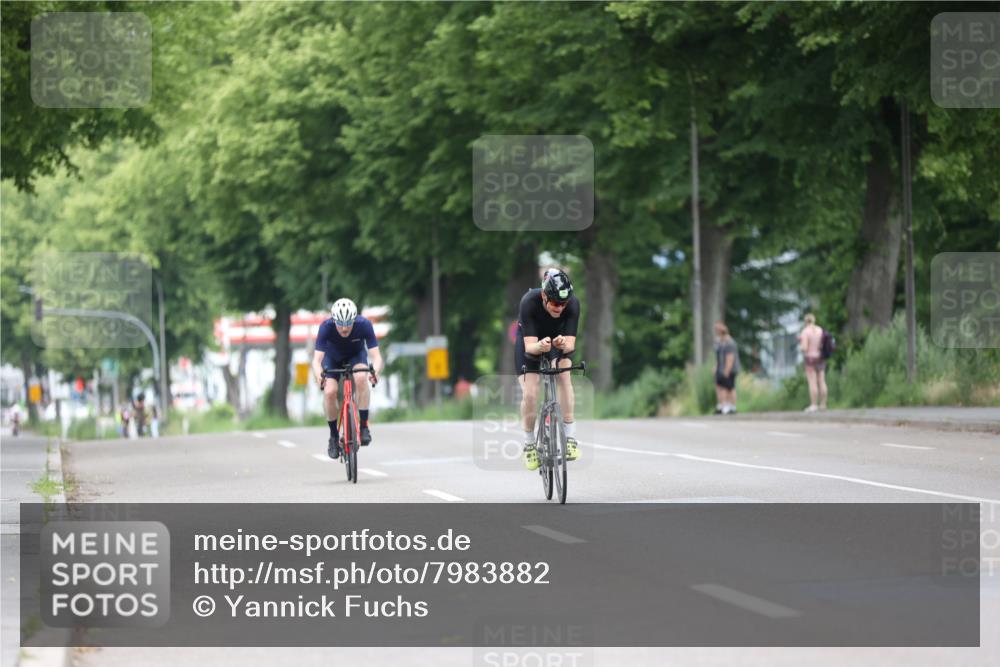 15.06.2025 - 7 Türme Triathlon Yannick Fuchs http://msf.ph/oto/7983882 15.06.2025 11:37:48 Radfahren 200 meine-sportfotos.de